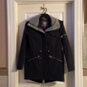 Vince Camuto raincoat with hood